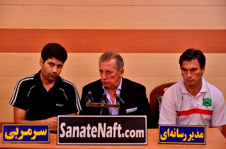 سرمربي فوتبال صنعت نفت آبادان:هنوز از شانس صعود به ليگ برتر برخورداريم سرمربي فوتبال صنعت نفت آبادان:هنوز از شانس صعود به ليگ برتر برخورداريم