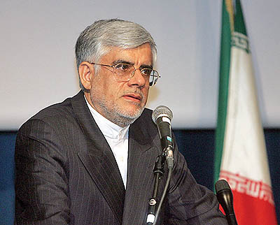 عارف: جریان های سیاسی نباید برای اهداف جناحی خود از بسیج استفاده ابزاری كنند عارف: جریان های سیاسی نباید برای اهداف جناحی خود از بسیج استفاده ابزاری كنند