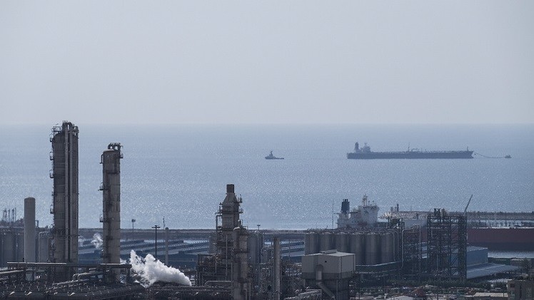 انطلاق مؤتمر حول عقود النفط والغاز الجديدة في إيران انطلاق مؤتمر حول عقود النفط والغاز الجديدة في إيران