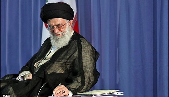 الإمام الخامنئی یجیب تساؤلات الشعوب الغربیة المتعشطة برسالة الإمام الخامنئی یجیب تساؤلات الشعوب الغربیة المتعشطة برسالة