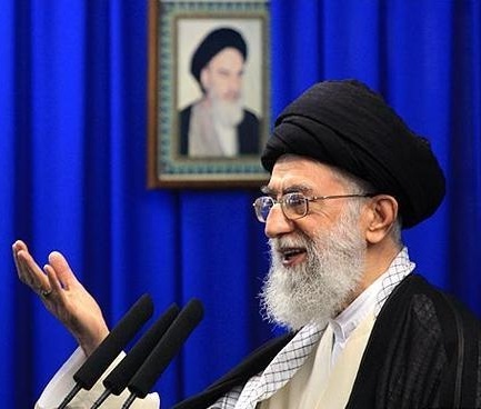 وسائل الإعلام اللبنانية تبدي اهتمامًا برسالة قائد الثورة إلي شباب الغرب وسائل الإعلام اللبنانية تبدي اهتمامًا برسالة قائد الثورة إلي شباب الغرب