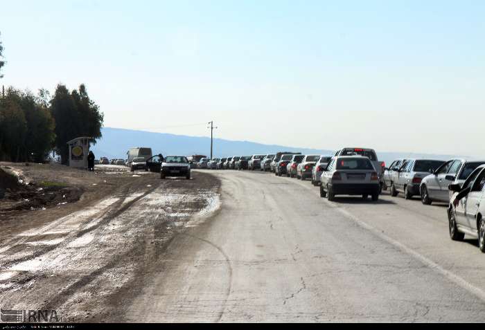 زائران به علت ترافيك و لغزندگي جاده از سفر به مهران خوداري كنند