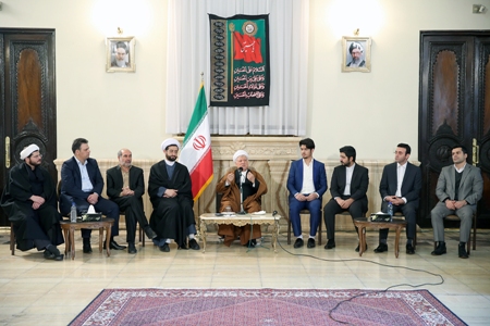 هاشمی رفسنجانی: حكومت اسلامی مردمش را آزاد می‌گذارد و جامعه را محدود نمی‌كند