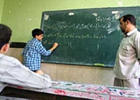 يكهزار و 200 كلاس درس در مازندران كمتر از حد نصاب دانش آموز دارد