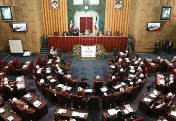 كار ثبت نام از داوطلبان نمایندگی مجلس خبرگان رهبری دركرمانشاه آغاز شد