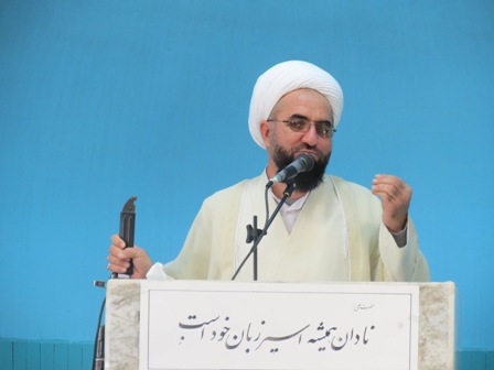 امام جمعه فاروج: هدف اصلي دشمن برهم زدن امنيت و آرامش ملت است امام جمعه فاروج: هدف اصلي دشمن برهم زدن امنيت و آرامش ملت است