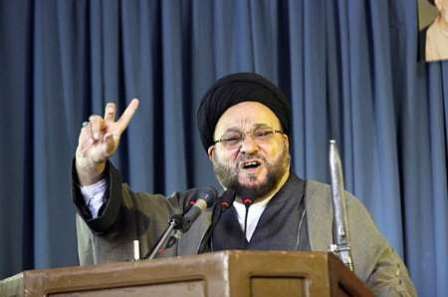 امام جمعه موقت اصفهان: جدايي حوزه و دانشگاه از خيانت هاي استكبار بود امام جمعه موقت اصفهان: جدايي حوزه و دانشگاه از خيانت هاي استكبار بود