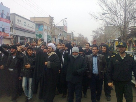 امام جمعه موقت سراب: كشتار شيعيان نيجريه توطئه استكبار است امام جمعه موقت سراب: كشتار شيعيان نيجريه توطئه استكبار است