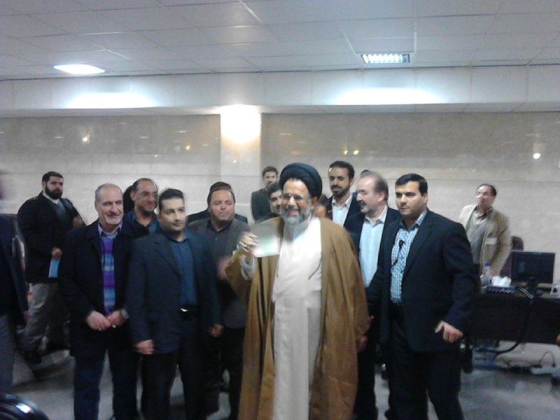 آیت الله علوی داوطلب نمایندگی مجلس خبرگان رهبری شد آیت الله علوی داوطلب نمایندگی مجلس خبرگان رهبری شد