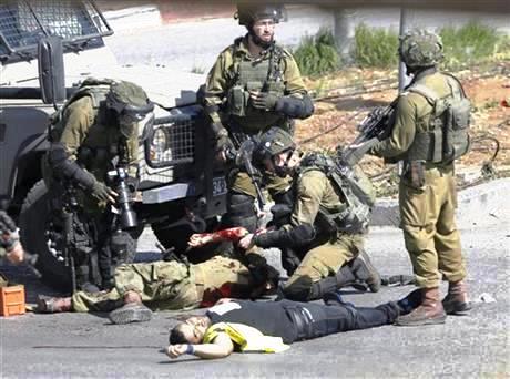 مبارز فلسطيني سه صهيونيست را در سرزمين هاي اشغالي زخمي كرد مبارز فلسطيني سه صهيونيست را در سرزمين هاي اشغالي زخمي كرد