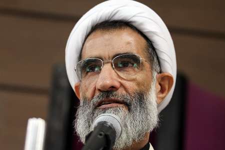 امام جمعه شهركرد:انتخابات مجلس خبرگان درگیر دسته بندی های سیاسی نشود امام جمعه شهركرد:انتخابات مجلس خبرگان درگیر دسته بندی های سیاسی نشود