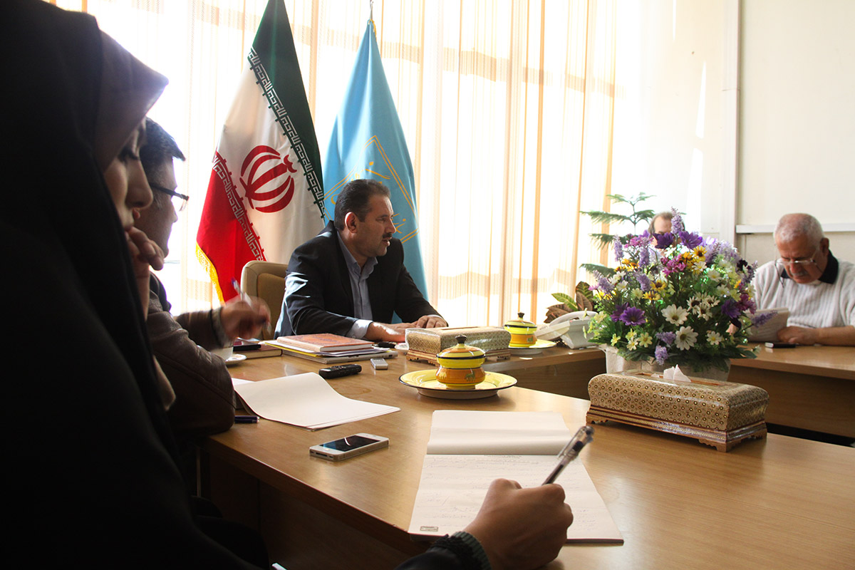 خط دوم قطار شهری اصفهان از زیر میدان امام نمی گذرد خط دوم قطار شهری اصفهان از زیر میدان امام نمی گذرد