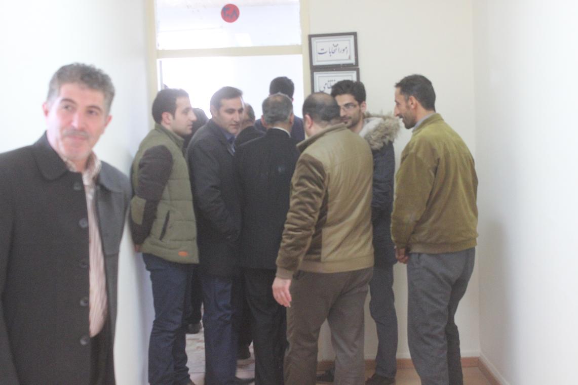 نزدیك به چهارهزارنفرانتخابات خلخال وكوثررا برگزارمی كنند نزدیك به چهارهزارنفرانتخابات خلخال وكوثررا برگزارمی كنند