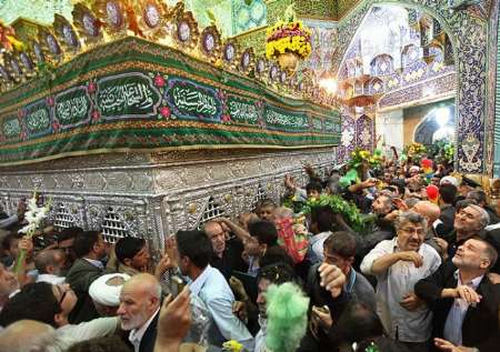 قم در شب میلاد حضرت نبی اكرم (ص) و امام صادق (ع) غرق در نور و شادمانی است