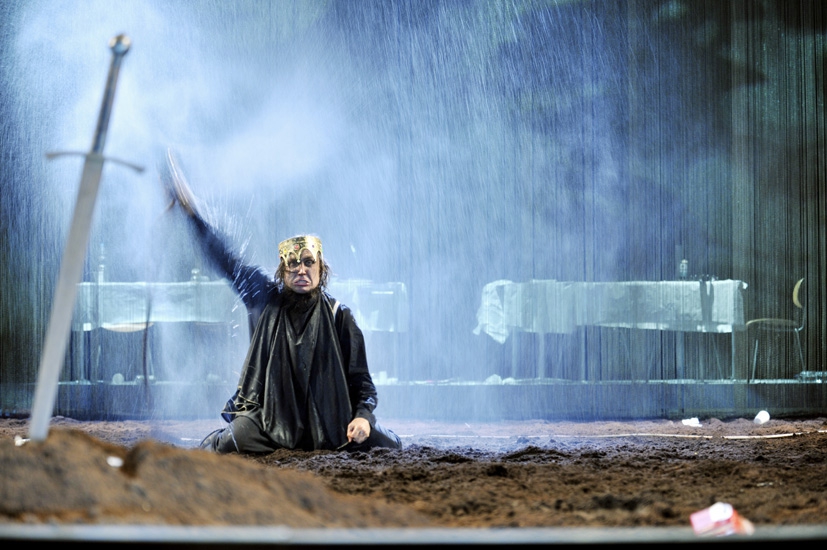 Thomas Ostermeier to stage “Hamlet” at 34th Fajr Intl. Theater Festival Thomas Ostermeier to stage “Hamlet” at 34th Fajr Intl. Theater Festival