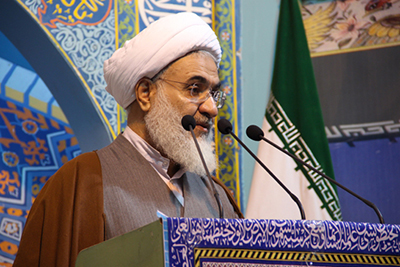 امام جمعه قزوين: بايد با تعهد و تخصص مشكلات كشور را رفع كنيم امام جمعه قزوين: بايد با تعهد و تخصص مشكلات كشور را رفع كنيم
