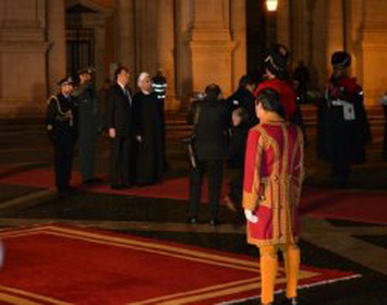 President Rouhani officially received, meets Italian PM President Rouhani officially received, meets Italian PM