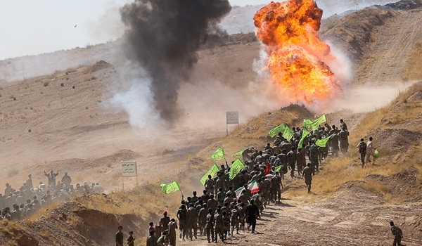 Basij stages massive drills in Hormuz, Qeshm islands Basij stages massive drills in Hormuz, Qeshm islands