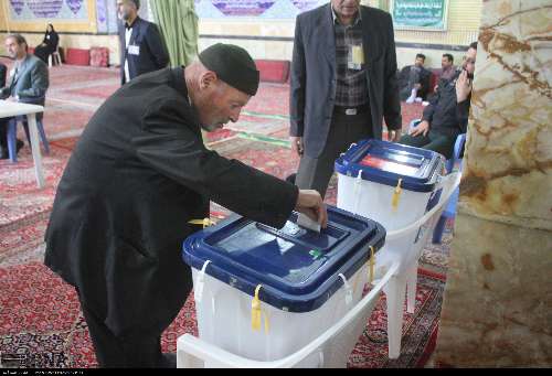 آمار واجد شرایط رای در خمین برای انتخابات آتی ۸۸ هزار نفر اعلام شد