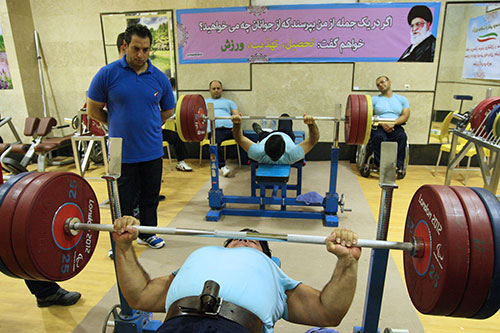 وزنه برداران جانباز و معلول به اردو مي روند