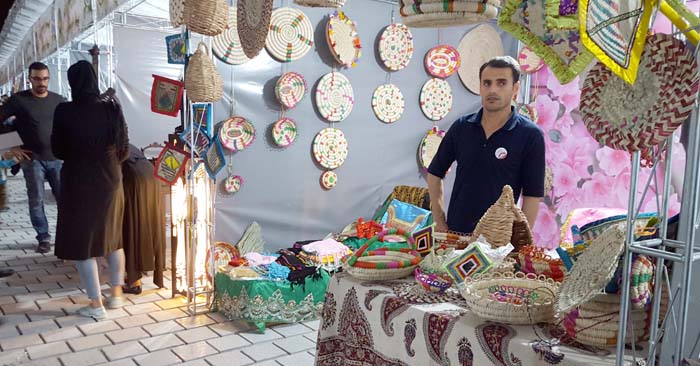آغاز بكار جشنواره 'بهار در بهار' در كيش آغاز بكار جشنواره 'بهار در بهار' در كيش