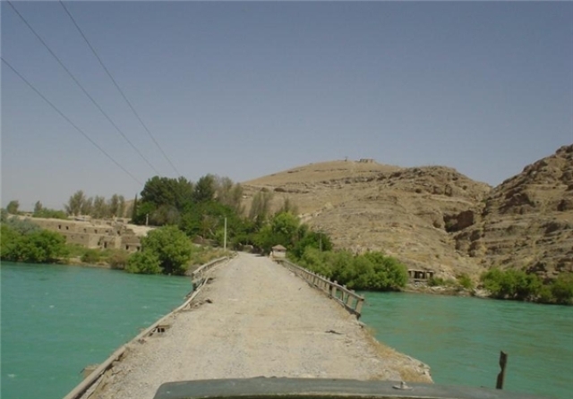 كابل به توافق با تهران بر سر آب هیرمند پای بند است كابل به توافق با تهران بر سر آب هیرمند پای بند است