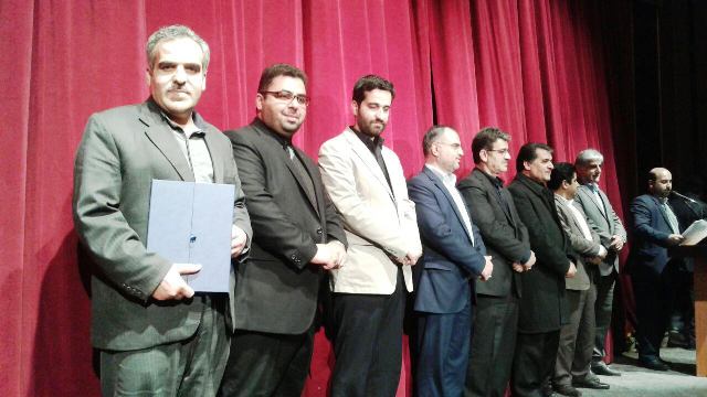 پوستر هنرمند آستارايي در چهارمين سوگواره هنر عاشورايي برگزيده ويژه شد پوستر هنرمند آستارايي در چهارمين سوگواره هنر عاشورايي برگزيده ويژه شد