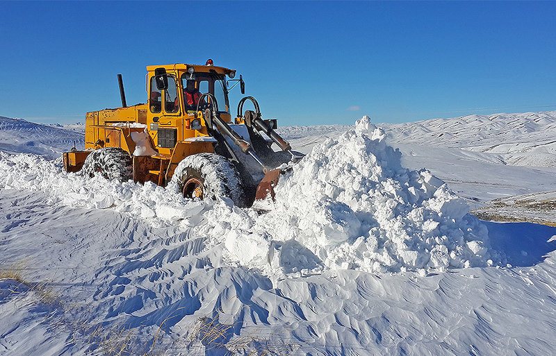 راه ارتباطی 40 روستای میاندوآب آذربایجان غربی براثر بارش برف مسدود است