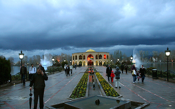 سال جديد در آذربايجان شرقي با بارش باران شروع مي شود سال جديد در آذربايجان شرقي با بارش باران شروع مي شود