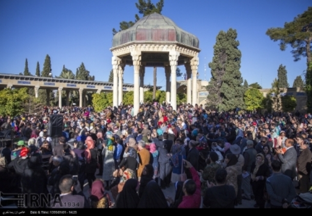 آرامگاه شاعران پارسي گو در شيراز ، ميعادگاه ميهمانان نوروزي