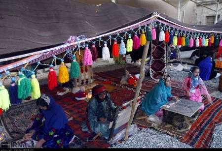 جشنواره آيين هاي بومي نوروزي در روستاي دورك شهرستان كيار برگزار شد