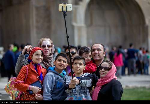 Norouz visitors at Kermansha's Taq-e Bostan