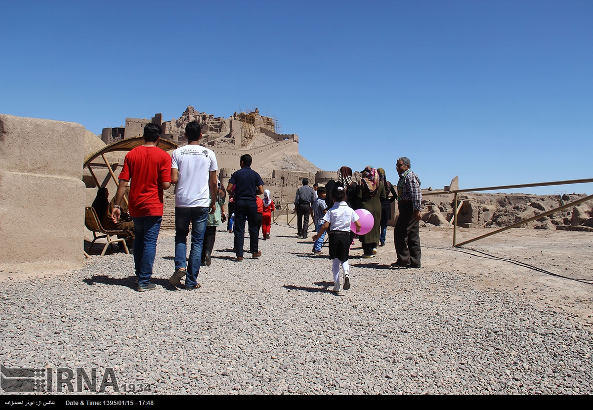 Norouz visitors at Arg-e Bam