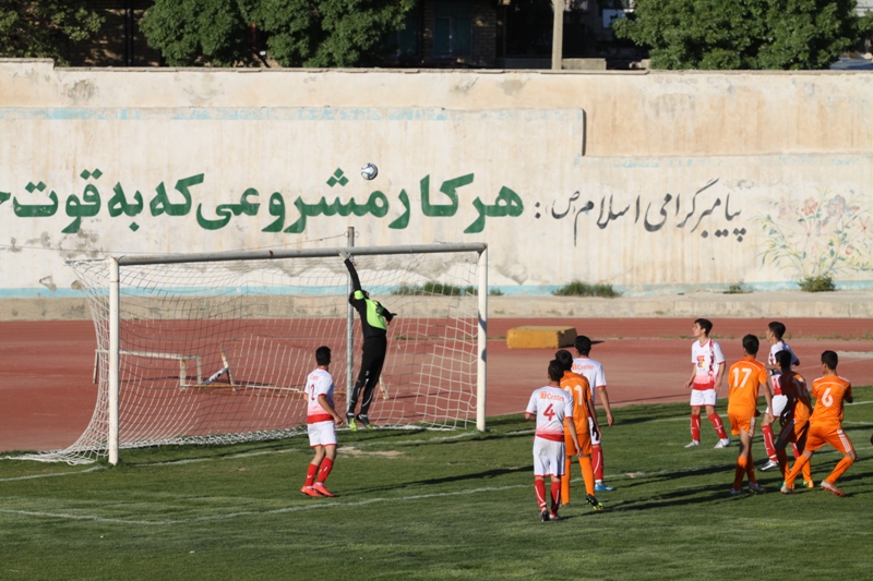 صعود اكباتان و ذوب آهن اردبیل به مرحله نهایی لیگ مناطق فوتبال نوجوانان كشور