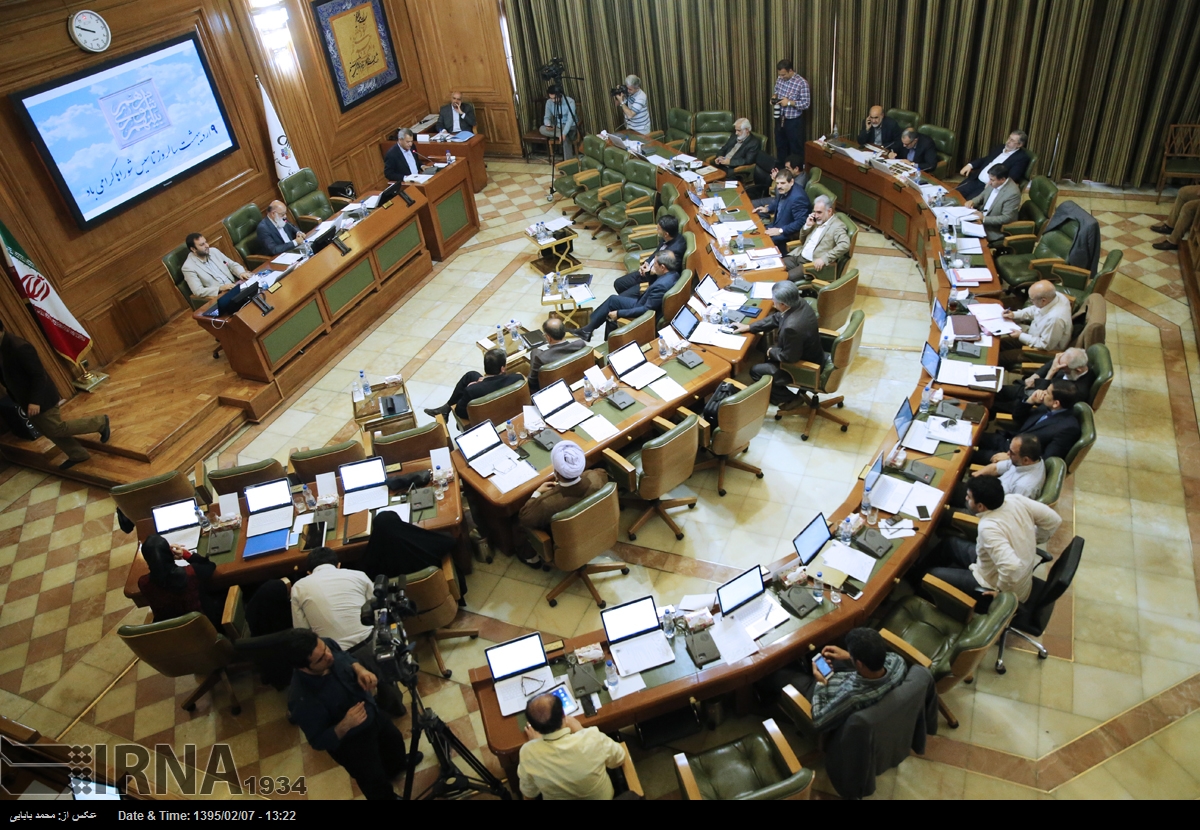 تهیه لایحه فناوری شهر از سوی شهرداری تهران ضروری است