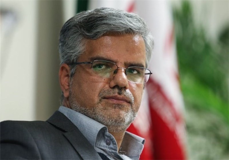 منتخب تهران در مجلس دهم:كرامت انسانی با گشت نامحسوس بدست نمی آید منتخب تهران در مجلس دهم:كرامت انسانی با گشت نامحسوس بدست نمی آید