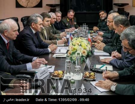 Los ministros de Defensa de Irán y Rusia examinan su cooperación militar Los ministros de Defensa de Irán y Rusia examinan su cooperación militar