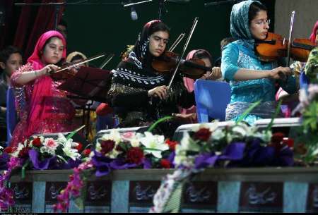 دومين جشنواره فرهنگ و هنر اقوام ايران زمين در سنندج پايان يافت