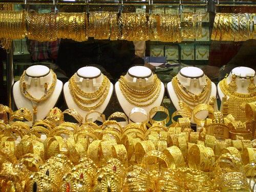 نرخ مالیات بر ارزش افزوده طلا تعدیل شود/ركود در بازار بدلیل تغییر فرهنگ مصرفی مردم نرخ مالیات بر ارزش افزوده طلا تعدیل شود/ركود در بازار بدلیل تغییر فرهنگ مصرفی مردم