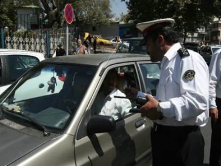 جریمه دیر كرد تخلفات رانندگی بخشیده می شود / آمادگی پلیس راهور برای برگزار مراسم سالگرد ارتحال امام (ره)