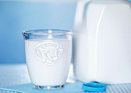 Iran dairy export to Iraq resumes Iran dairy export to Iraq resumes