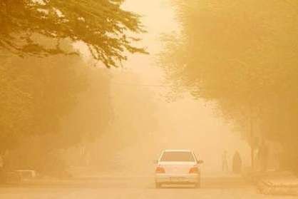 گرد و غبار در خوزستان تا امشب ادامه دارد/كمترين شعاع ديد به 400 متر رسيد