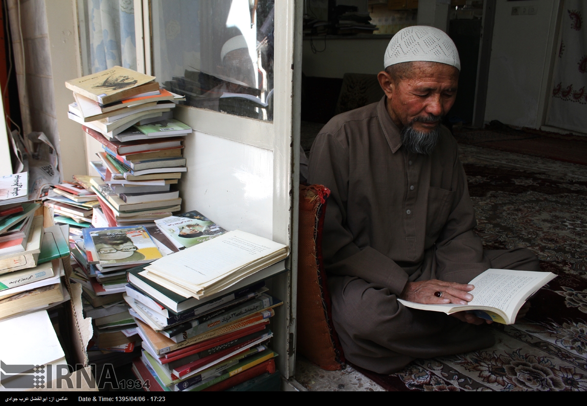 Afghan residents' seminary in Ray