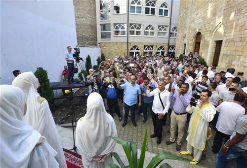 برگزاری نماز عید فطر در بلگراد/ جشن سه روزه مسلمانان در صربستان