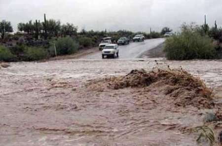 سیل راه 13 روستای چالدران را بست