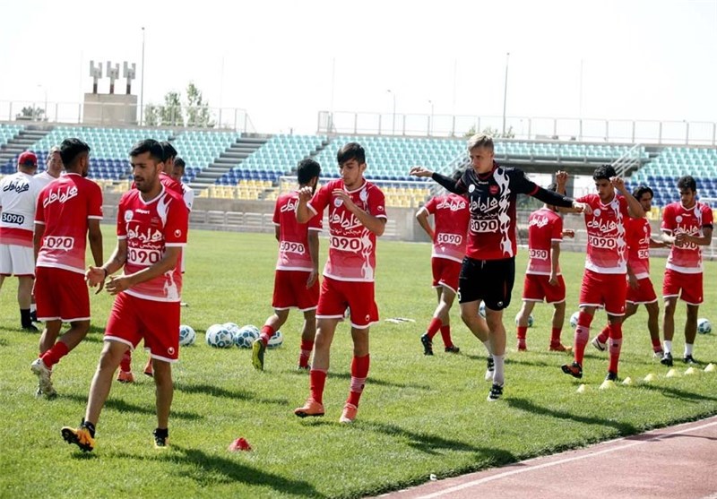 تقابل پرسپوليس و آرسنال در اردوي تداركاتي اوكراين تقابل پرسپوليس و آرسنال در اردوي تداركاتي اوكراين