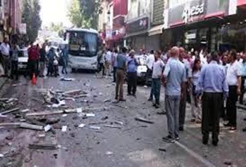 انفجار دو بمب در بغداد سه كشته و 10 زخمي برجاي گذاشت