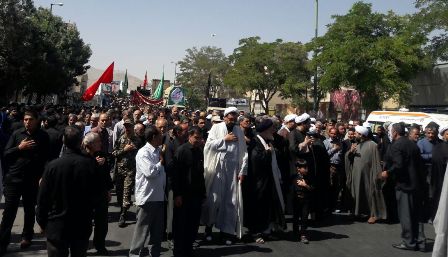 پیكر مطهر دو شهید گمنام در اراك تشییع و به خاك سپرده شد