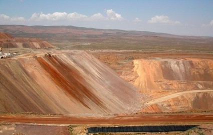 افزايش 30 درصدي توليد طلا در كارخانه طلاي زرشوران تكاب