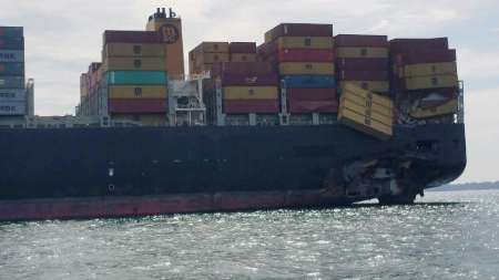 Iranian crude carrier, Swiss MSC Alexandria collide in Singapore Strait Iranian crude carrier, Swiss MSC Alexandria collide in Singapore Strait